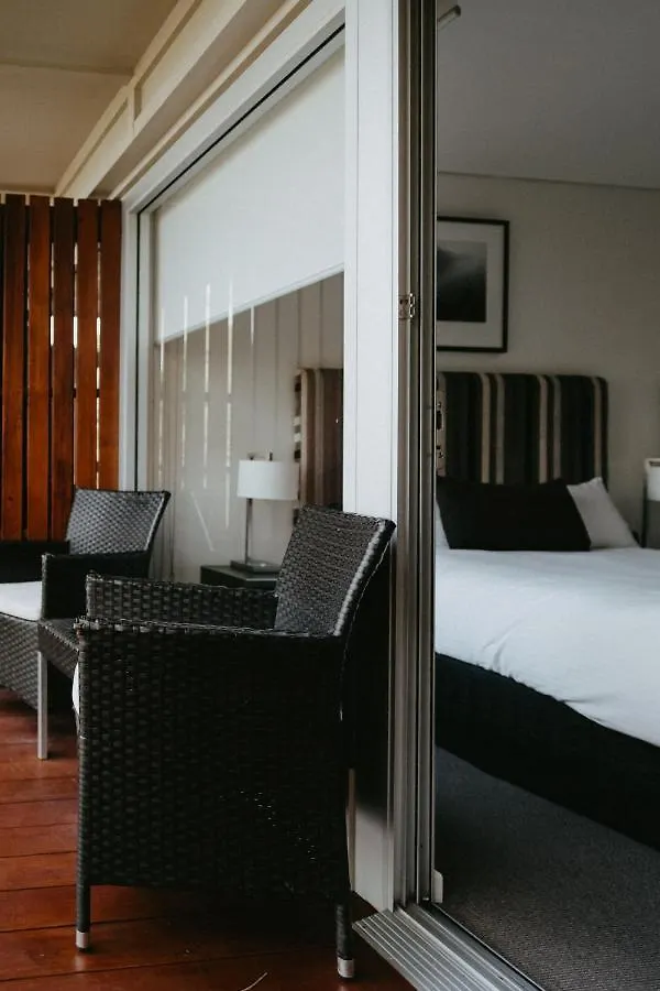 Mercure Clear Mountain Lodge Mount Samson 4*,