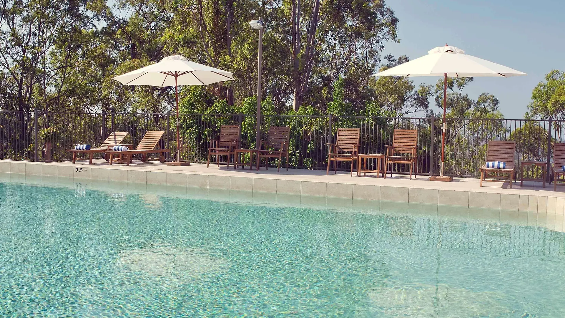 Hotel Mercure Clear Mountain Lodge Mount Samson