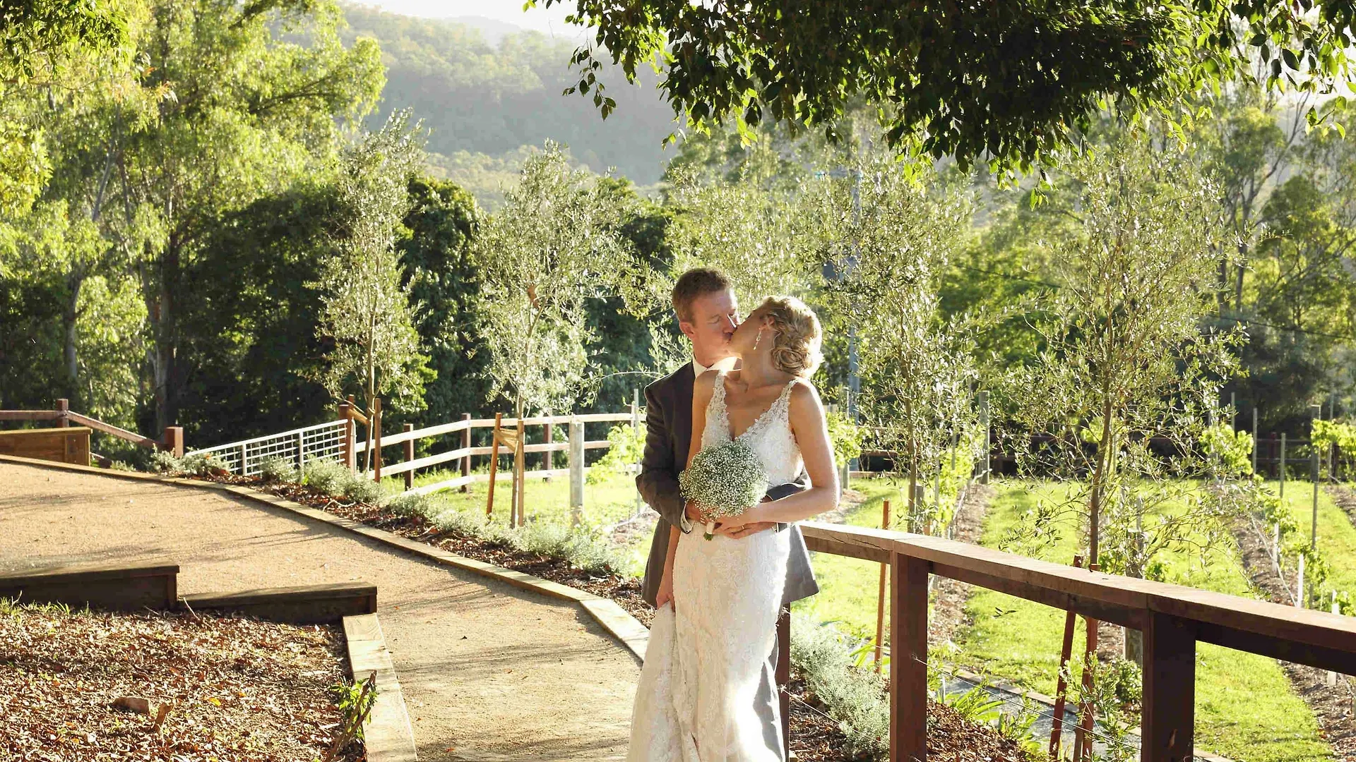 Mercure Clear Mountain Lodge Mount Samson Australia