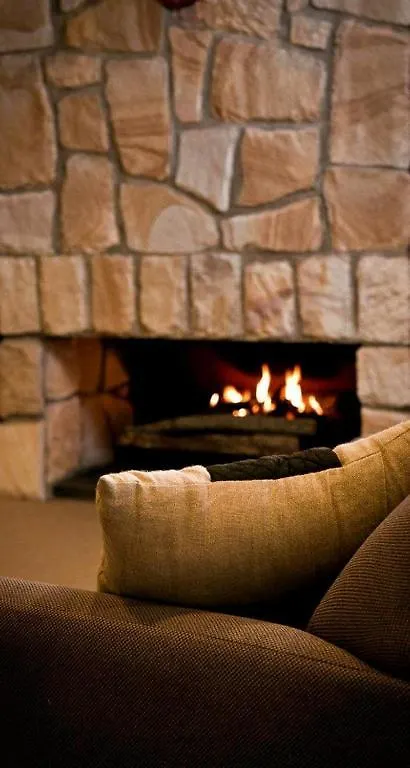 Mercure Clear Mountain Lodge Mount Samson
