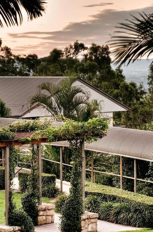 **** Hotel Mercure Clear Mountain Lodge Mount Samson Australia