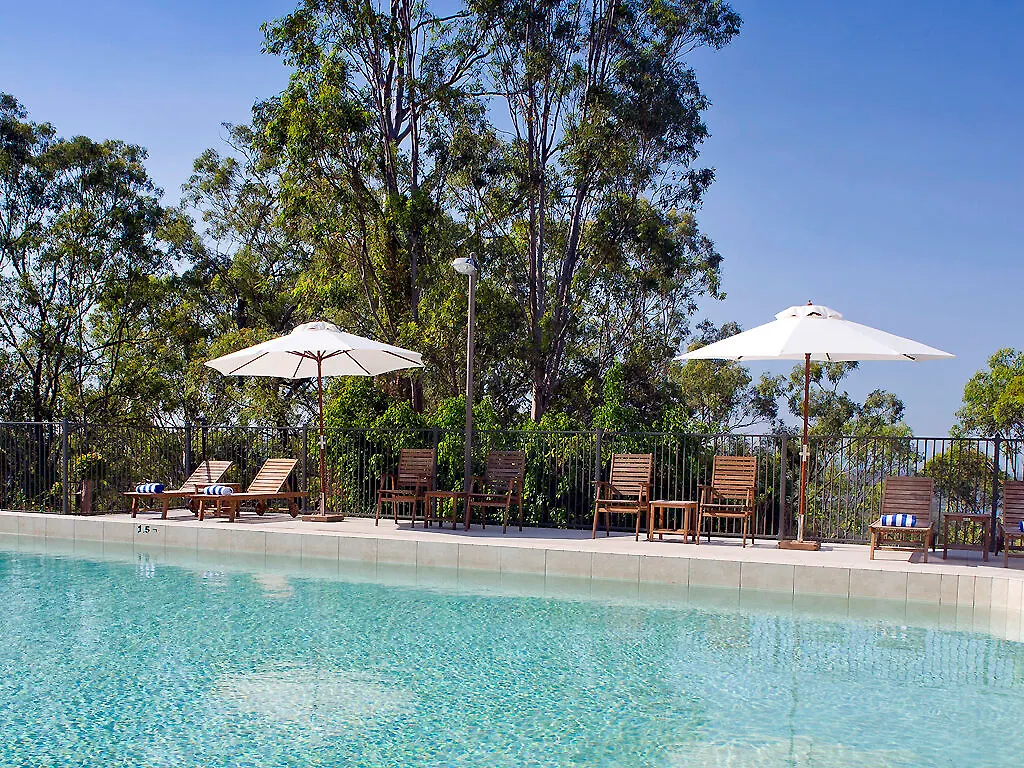 Mercure Clear Mountain Lodge Mount Samson 4*,  Australia