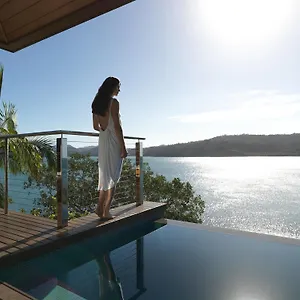 Qualia Hotel