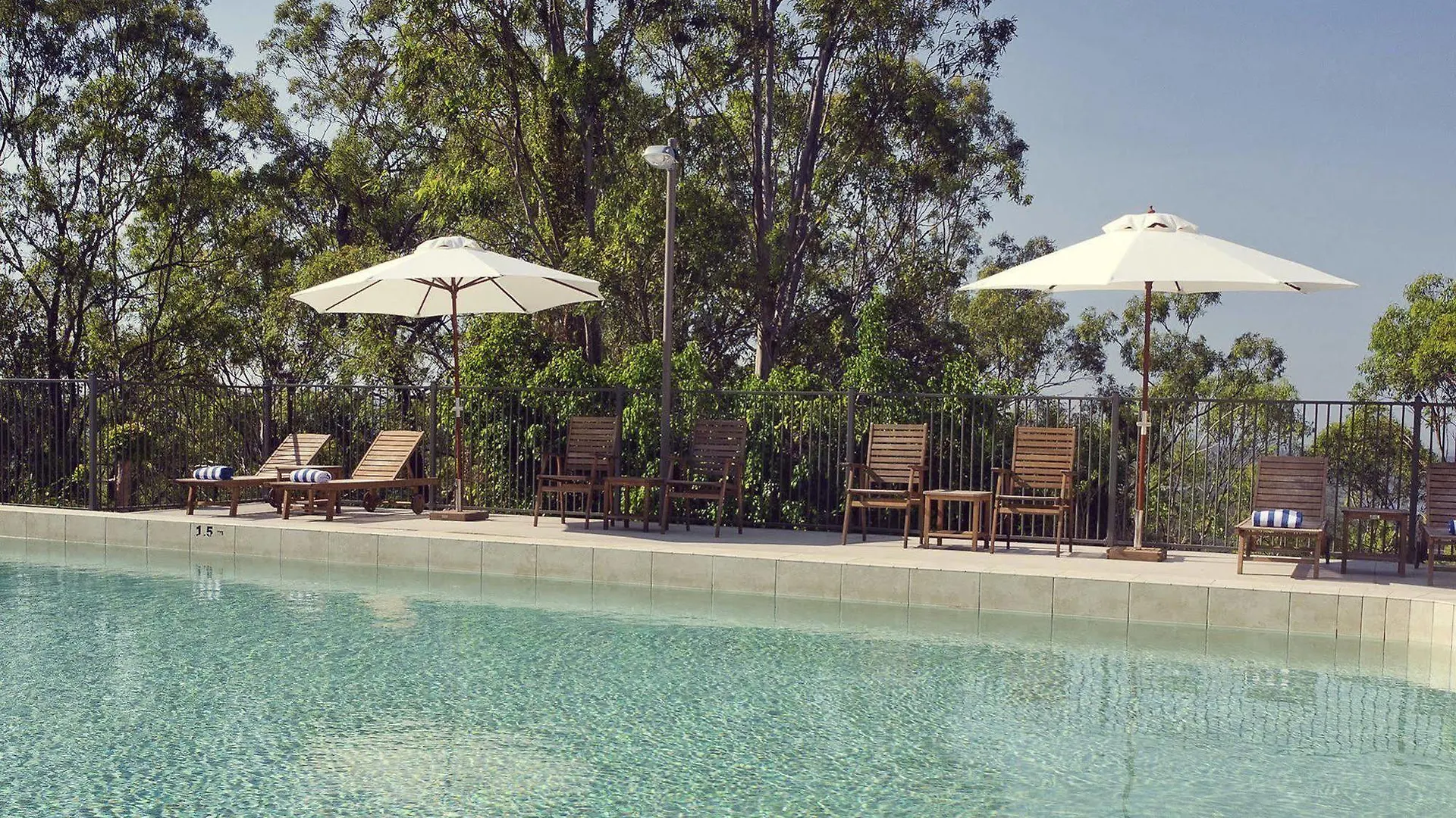 Hotel Mercure Clear Mountain Lodge Mount Samson