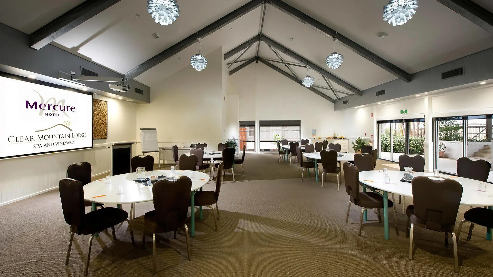 Mercure Clear Mountain Lodge Mount Samson Australia